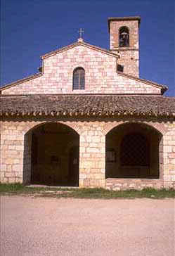 Trevi, Chiesa di S. Maria di Pietrarossa