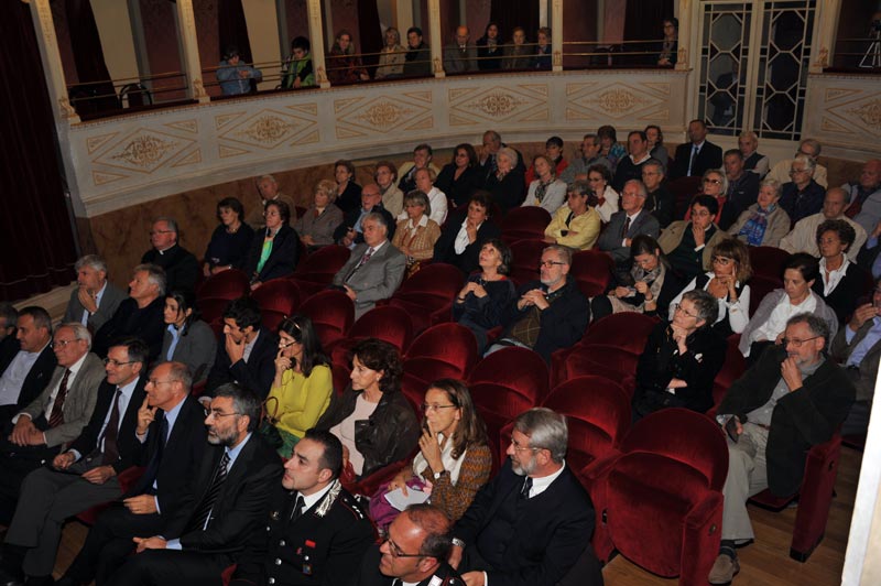 Trevi Premia il prof. Claudio Santoni