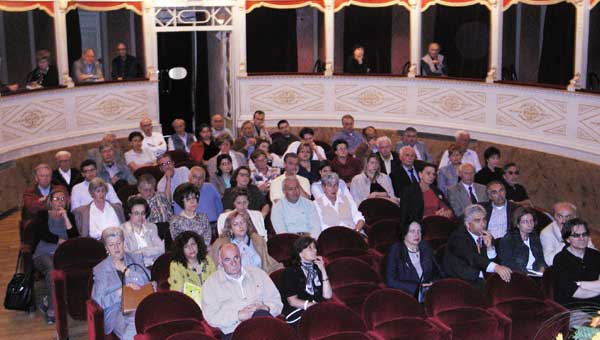 Trevi, Teatro Clitunno, presentazione Trevi de Planu